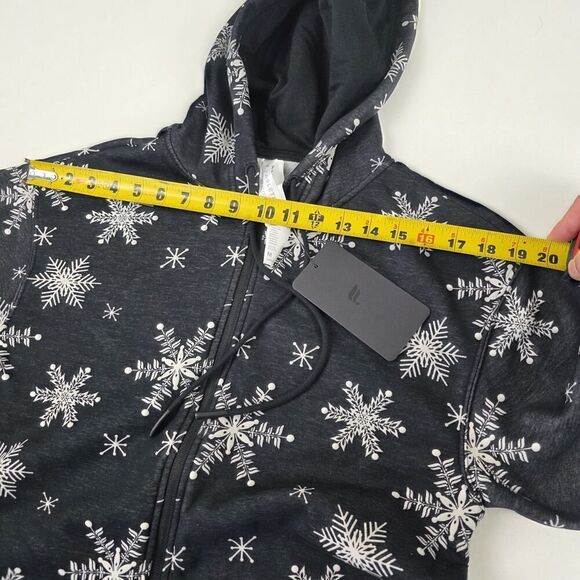 NWT Fabletics Cozy Fleece Faire Isle Nordic Hooded One Piece Medium Men & Women - Picture 5 of 11